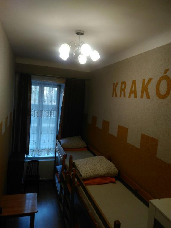 Euro Hostel Krasków Exteriör bild