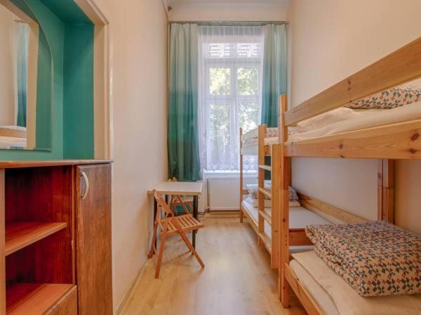Euro Hostel Krasków Exteriör bild